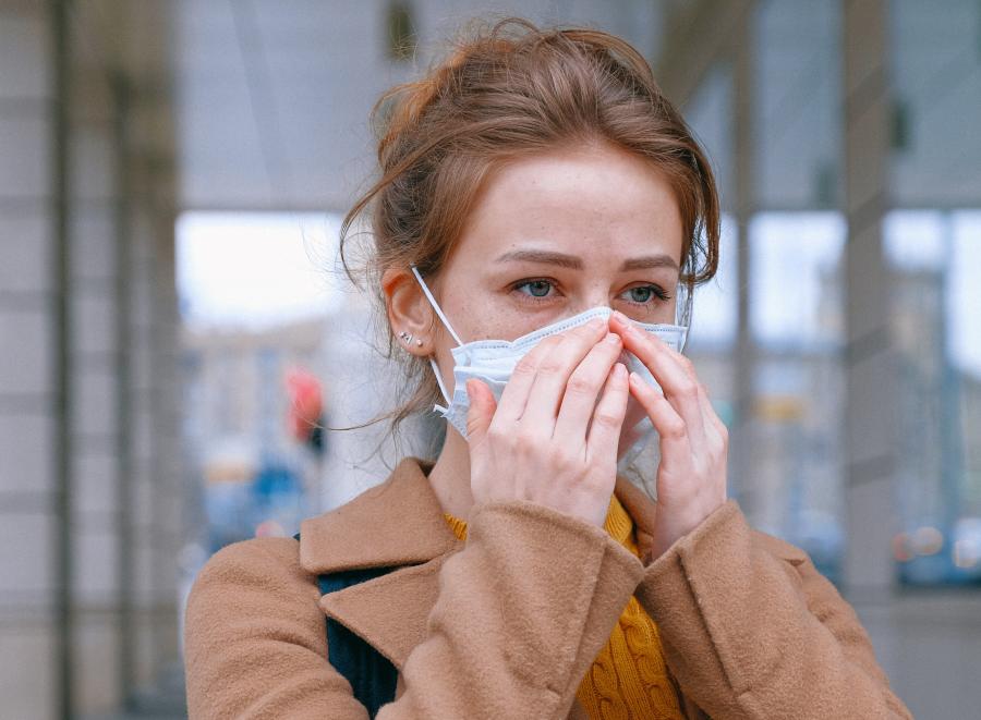 Vier vragen beantwoord over het Corona-virus en de zorgverzekering.